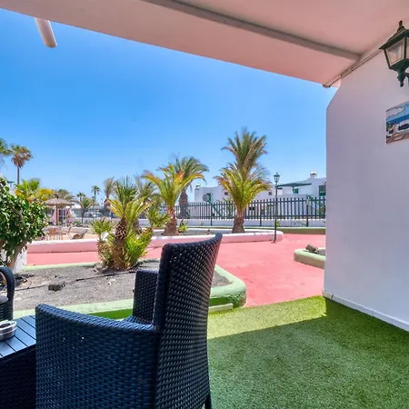 Semesterbostad La Vela Azul - Pool & Tennis - Free Ac & Good Wifi - By Lanzarote