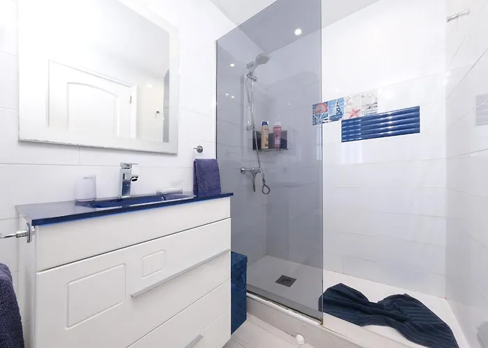 Дом отдыха La Vela Azul - Pool & Tennis - Free Ac & Good Wifi - By Lanzarote *