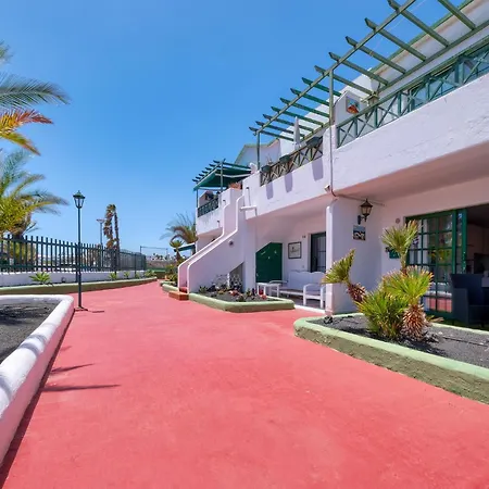 La Vela Azul - Pool & Tennis - Free Ac & Good Wifi - By Lanzarote Feriehus *