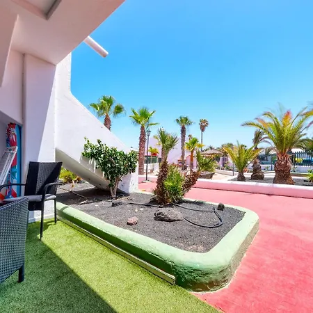 La Vela Azul - Pool & Tennis - Free Ac & Good Wifi - By Lanzarote Ferienhaus Puerto del Carmen (Lanzarote)