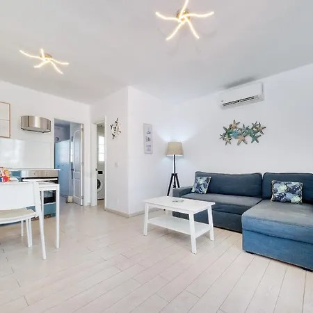 La Vela Azul - Pool & Tennis - Free Ac & Good Wifi - By Lanzarote Tatil Evi