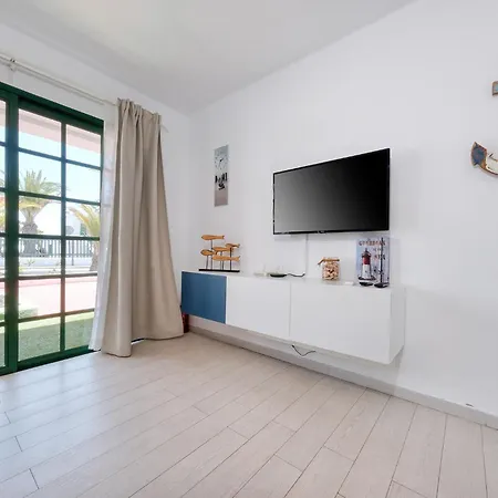 La Vela Azul - Pool & Tennis - Free Ac & Good Wifi - By Lanzarote Puerto del Carmen (Lanzarote)