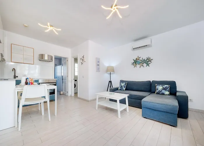 La Vela Azul - Pool & Tennis - Free Ac & Good Wifi - By Lanzarote Casa de Férias